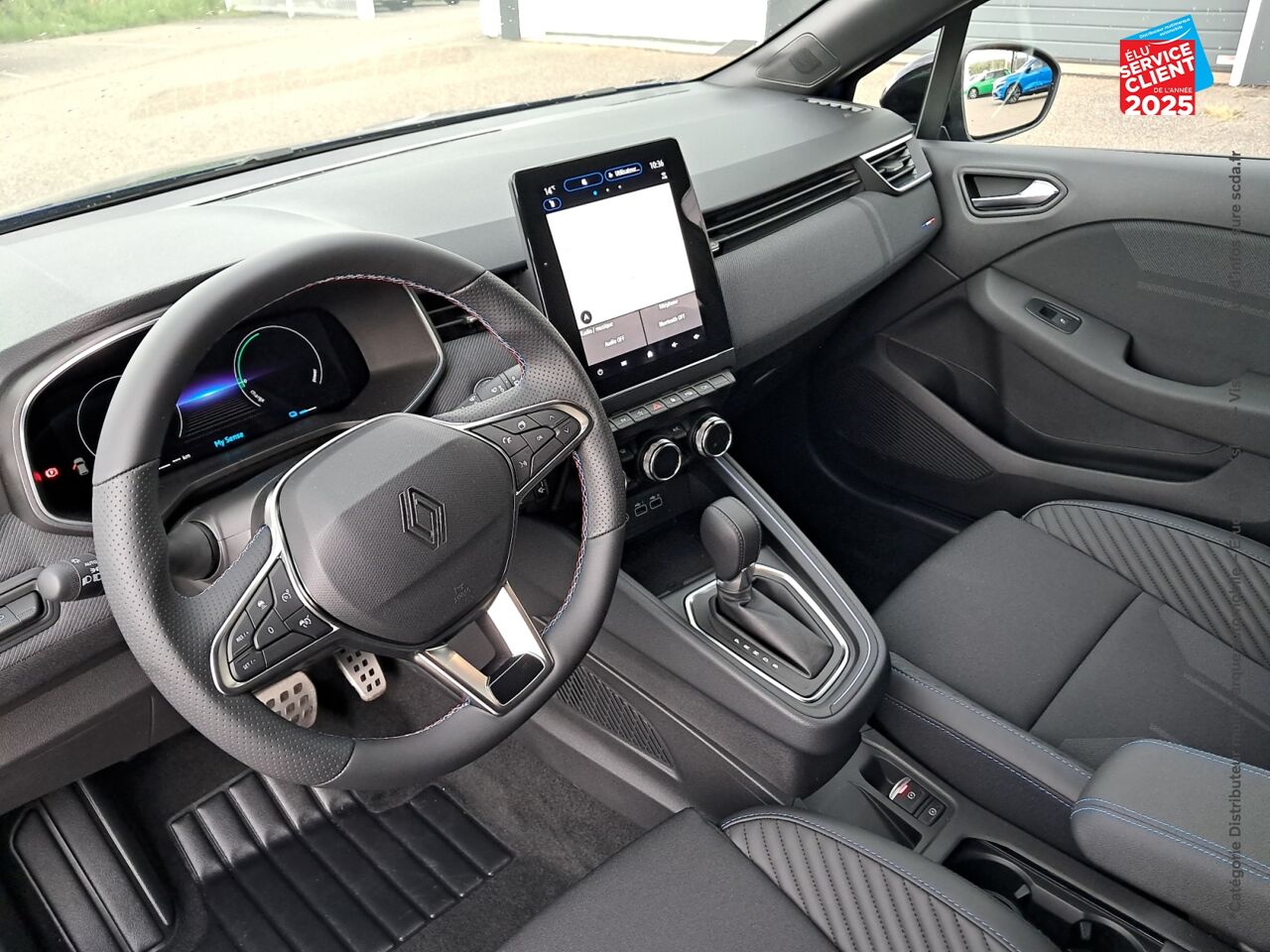 Véhicule d'occasion RENAULT CLIO 1.6 E-TECH 145CH FULL HYBRID ESPRIT ALPINE - 24 chez Renault Colmar