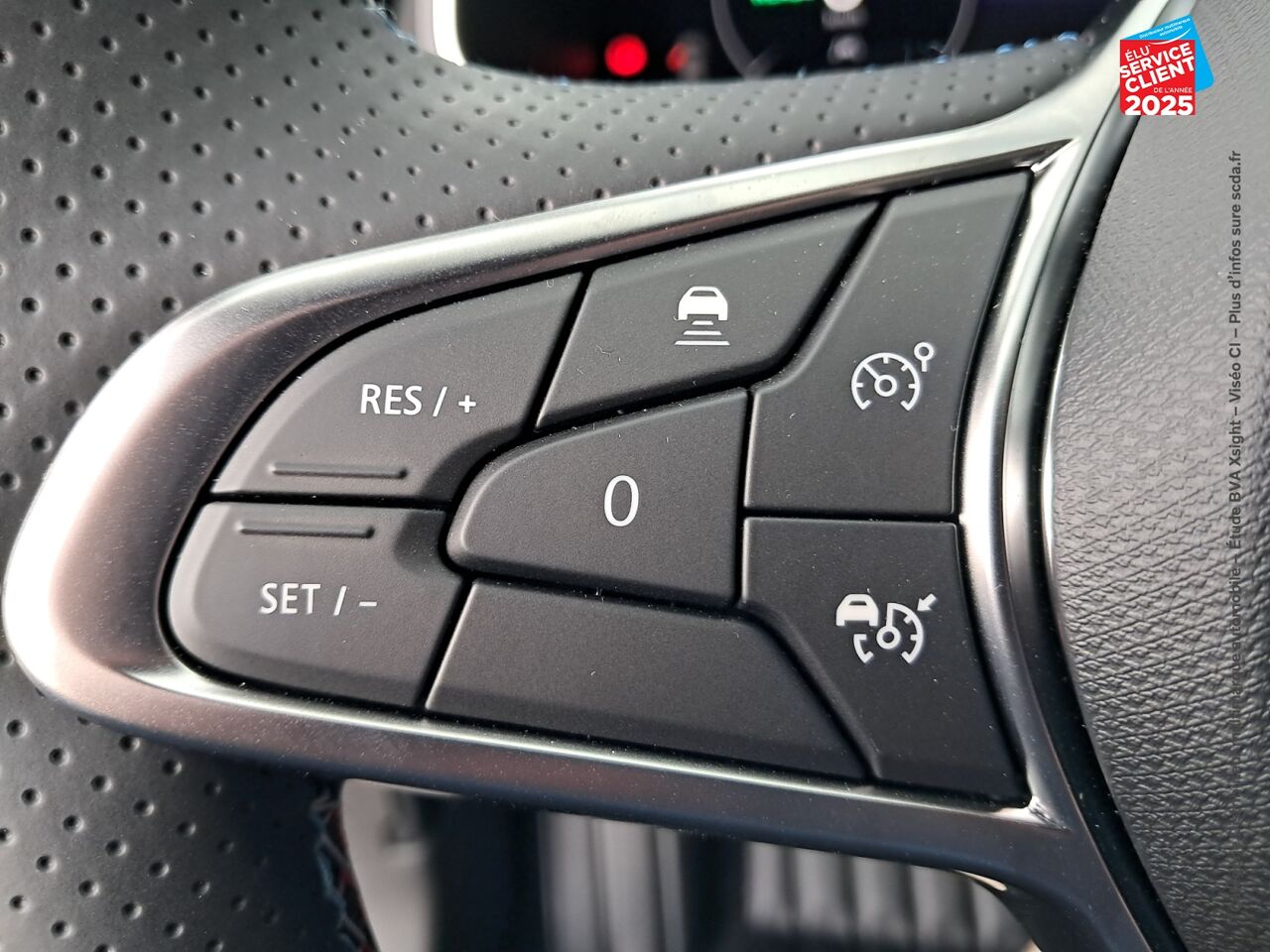Véhicule d'occasion RENAULT CLIO 1.6 E-TECH 145CH FULL HYBRID ESPRIT ALPINE - 24 chez Renault Colmar