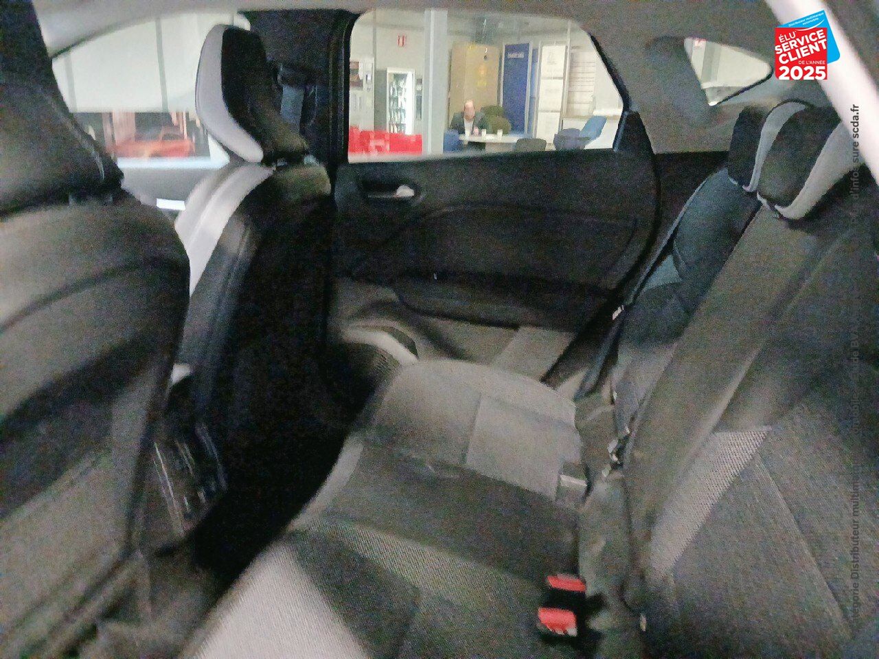 Véhicule d'occasion RENAULT CAPTUR 1.3 TCE MILD HYBRID 160CH TECHNO EDC chez Toyota Bar le Duc