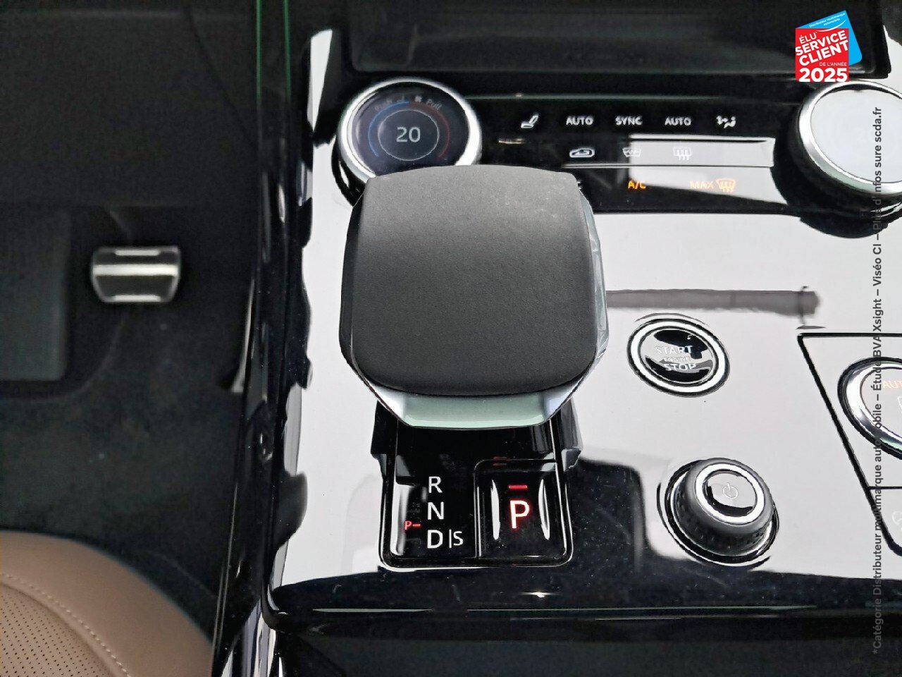 Véhicule d'occasion LAND-ROVER RANGE ROVER SPORT 3.0 P510E 510CH PHEV AUTOBIOGRAPHY TOUVRANT SIEGES CHAUF/VENTIL/CUIR GPS CAMERA chez BMW Besançon
