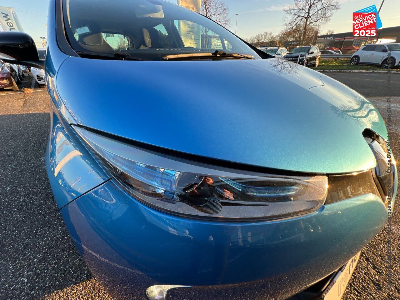 Véhicule d'occasion RENAULT ZOE INTENS CHARGE NORMALE R90 GPS chez Renault Saint-Louis