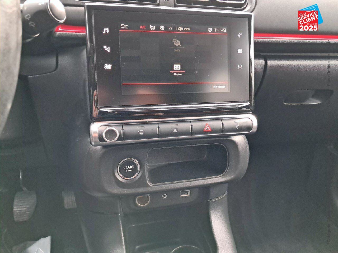 Véhicule d'occasion CITROEN C3 PURETECH 110CH SHINE S/S RADAR AR chez Nissan Belfort