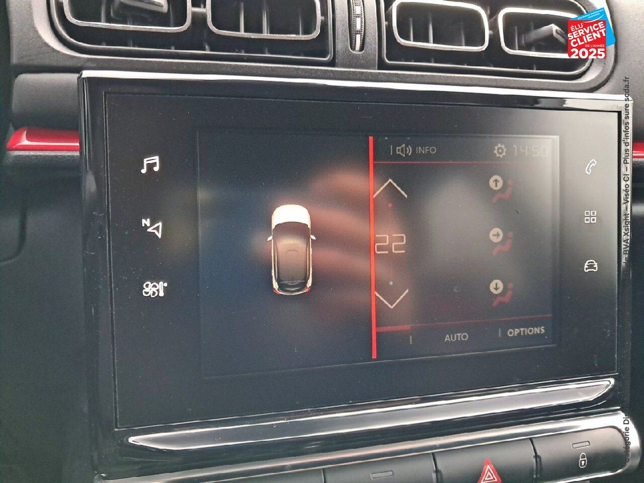 Véhicule d'occasion CITROEN C3 PURETECH 110CH SHINE S/S RADAR AR chez Nissan Belfort