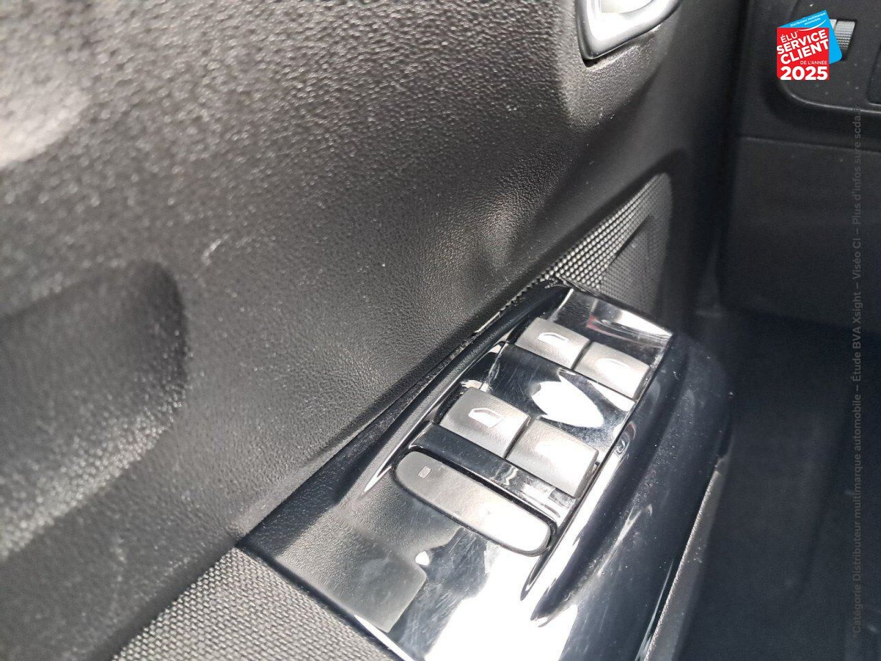 Véhicule d'occasion CITROEN C3 PURETECH 110CH SHINE S/S RADAR AR chez Nissan Belfort