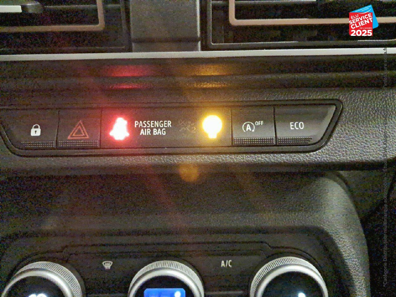 Véhicule d'occasion DACIA SANDERO 1.0 ECO-G 100CH STEPWAY EXPRESSION chez Toyota Bar le Duc