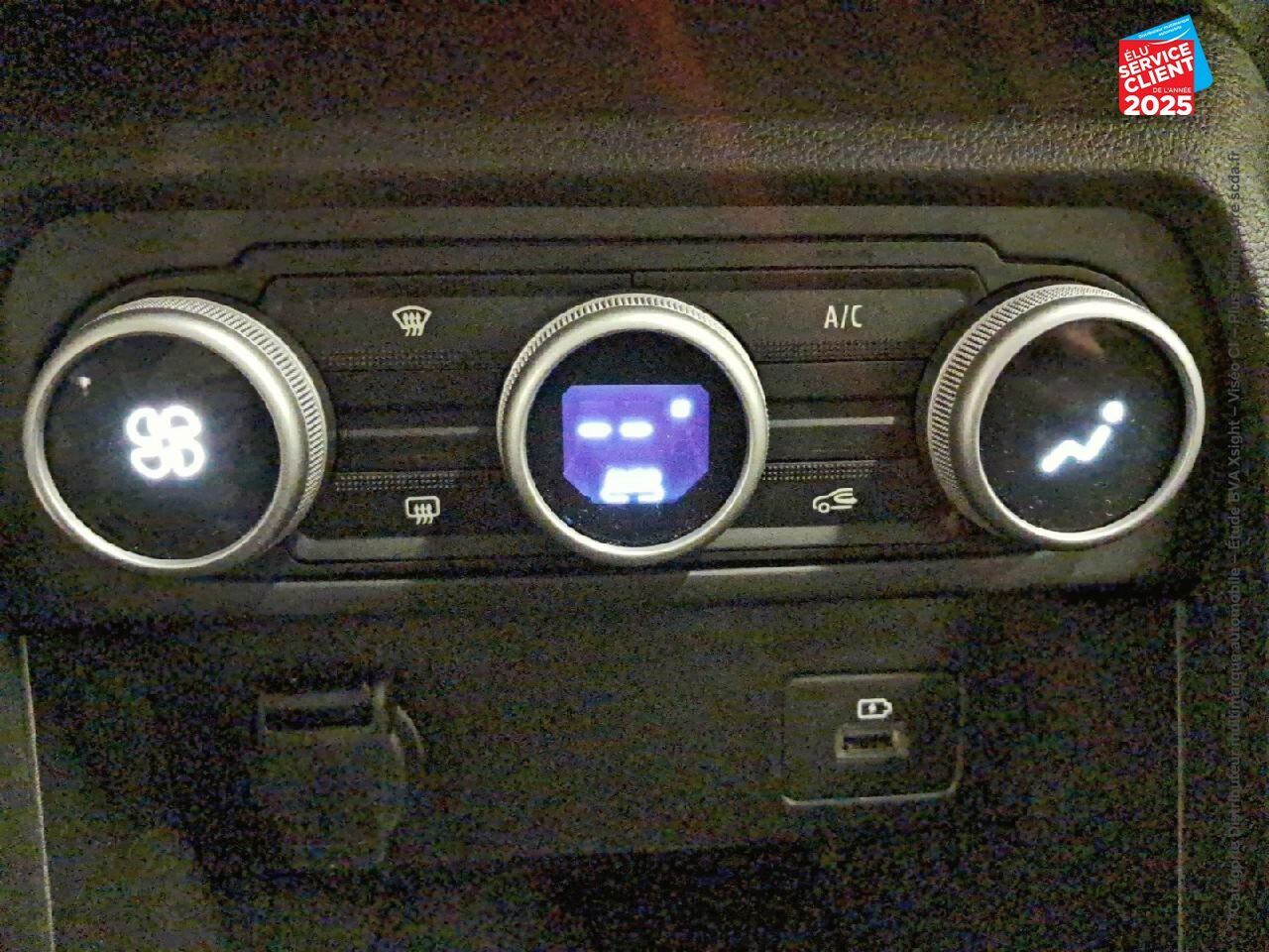Véhicule d'occasion DACIA SANDERO 1.0 ECO-G 100CH STEPWAY EXPRESSION chez Toyota Bar le Duc