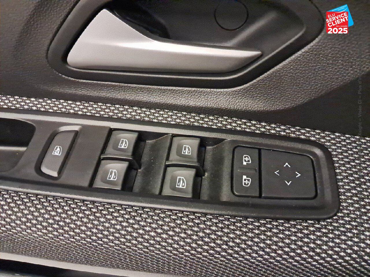 Véhicule d'occasion DACIA SANDERO 1.0 ECO-G 100CH STEPWAY EXPRESSION chez Toyota Bar le Duc
