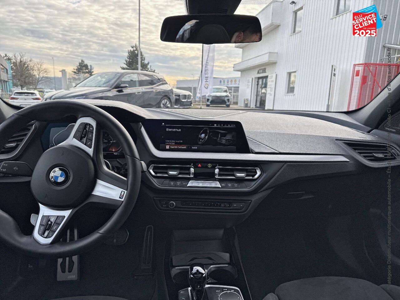Véhicule d'occasion BMW SERIE 1 118DA 150CH M SPORT TOUVRANT GPS CAMERA H/KARDON chez BMW Besançon