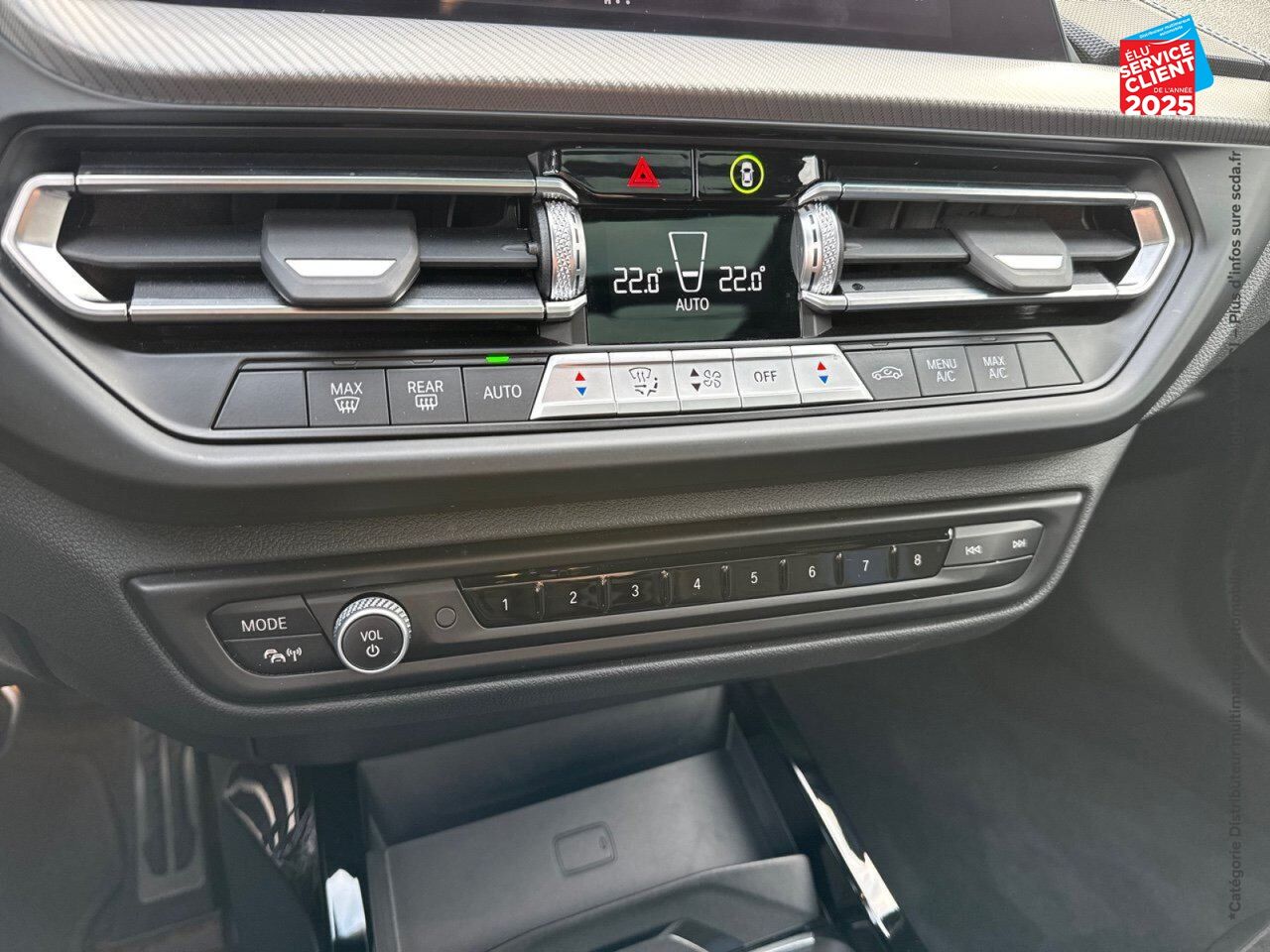 Véhicule d'occasion BMW SERIE 1 118DA 150CH M SPORT TOUVRANT GPS CAMERA H/KARDON chez BMW Besançon
