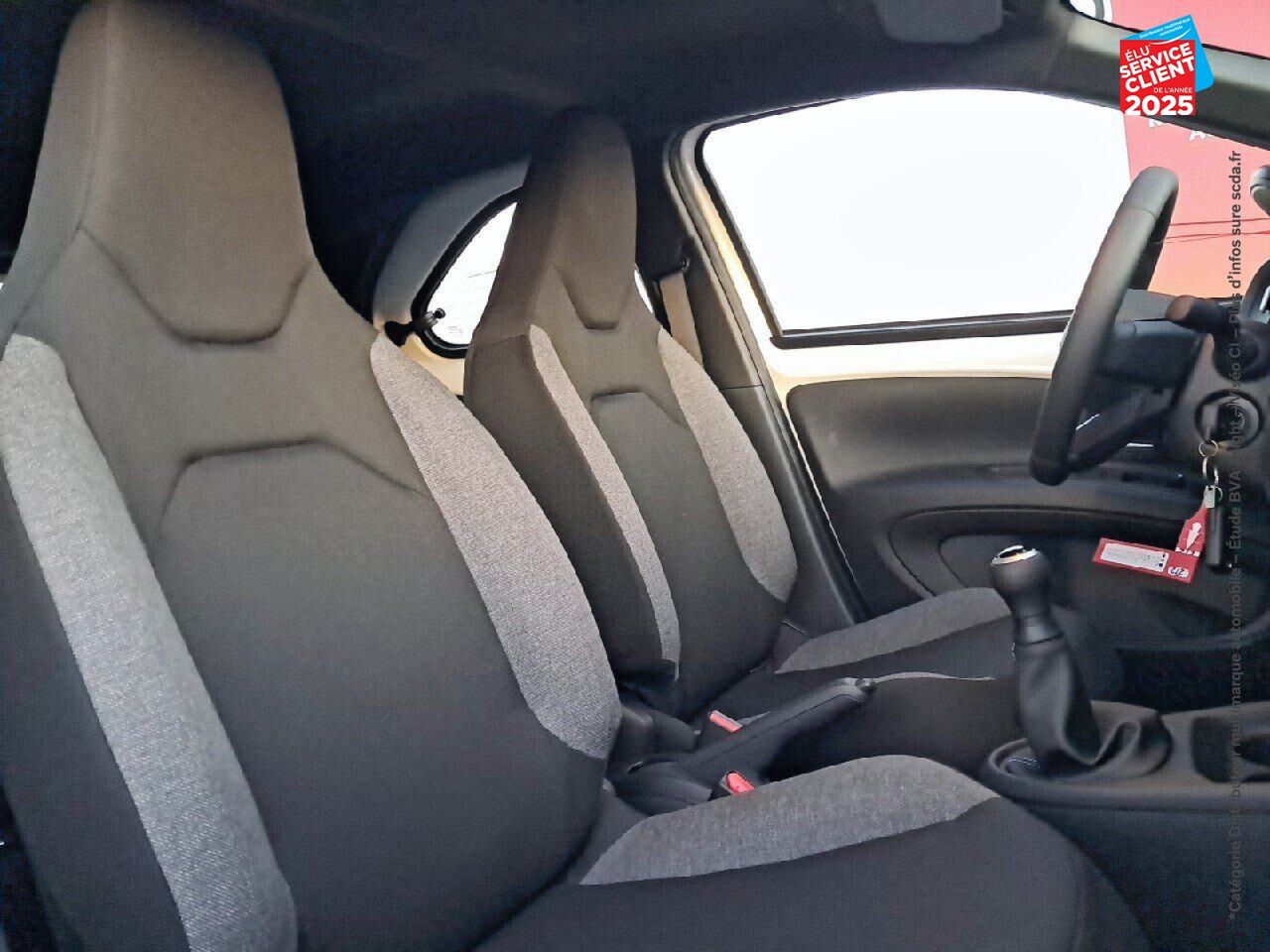 Véhicule d'occasion TOYOTA AYGO X 1.0 VVT-I 72CH DYNAMIC MY24 chez Toyota Verdun