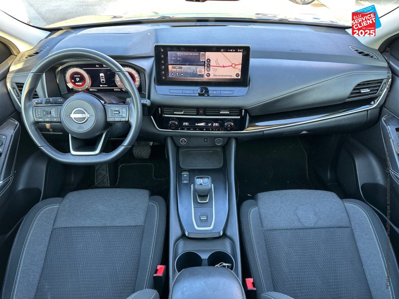 Véhicule d'occasion NISSAN QASHQAI 1.3 MILD HYBRID 158CH N-CONNECTA XTRONIC 2022 chez Nissan Besançon