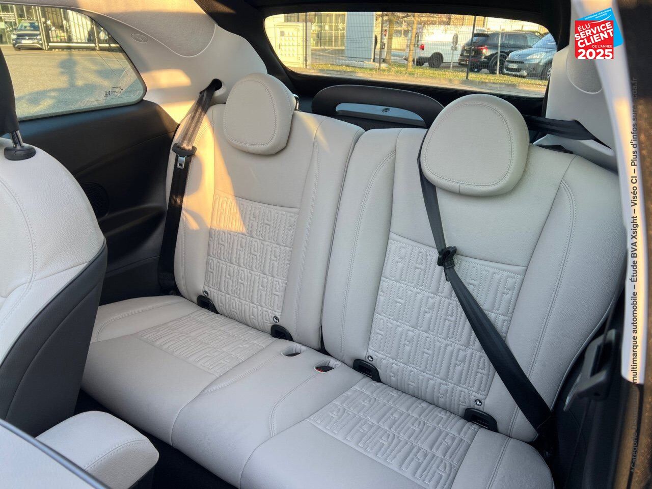 Véhicule d'occasion FIAT 500C E 95CH LA PRIMA MY24 chez Toyota Sarreguemines