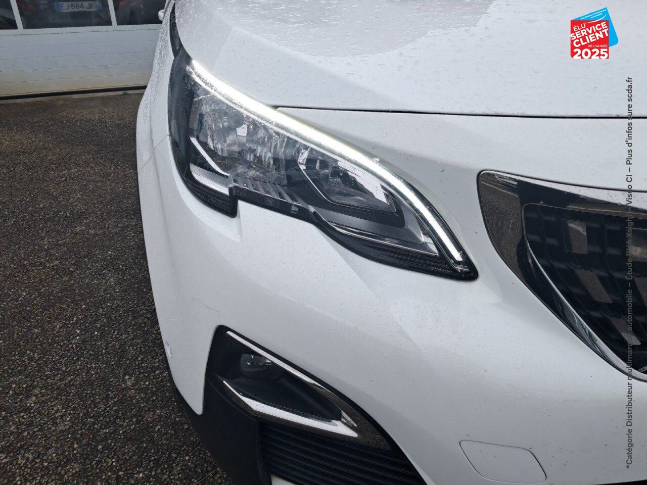 Véhicule d'occasion PEUGEOT 3008 1.2 PURETECH 130CH ALLURE SS chez Toyota Verdun