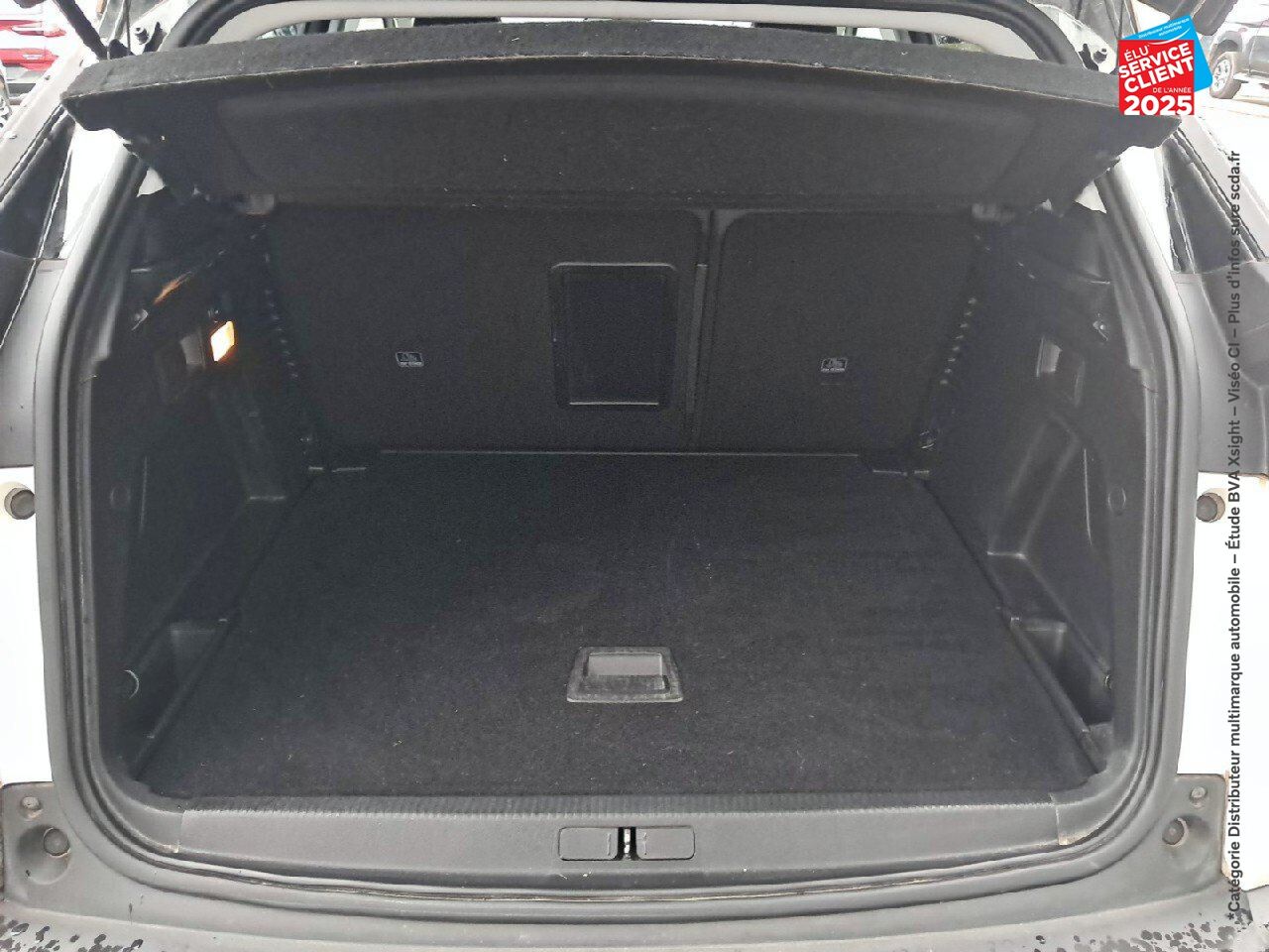 Véhicule d'occasion PEUGEOT 3008 1.2 PURETECH 130CH ALLURE SS chez Toyota Verdun