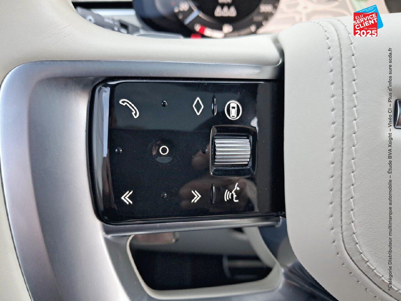 Véhicule d'occasion LAND-ROVER RANGE ROVER 3.0 P550E 550CH PHEV AUTOBIOGRAPHY SWB chez Dacia Belfort
