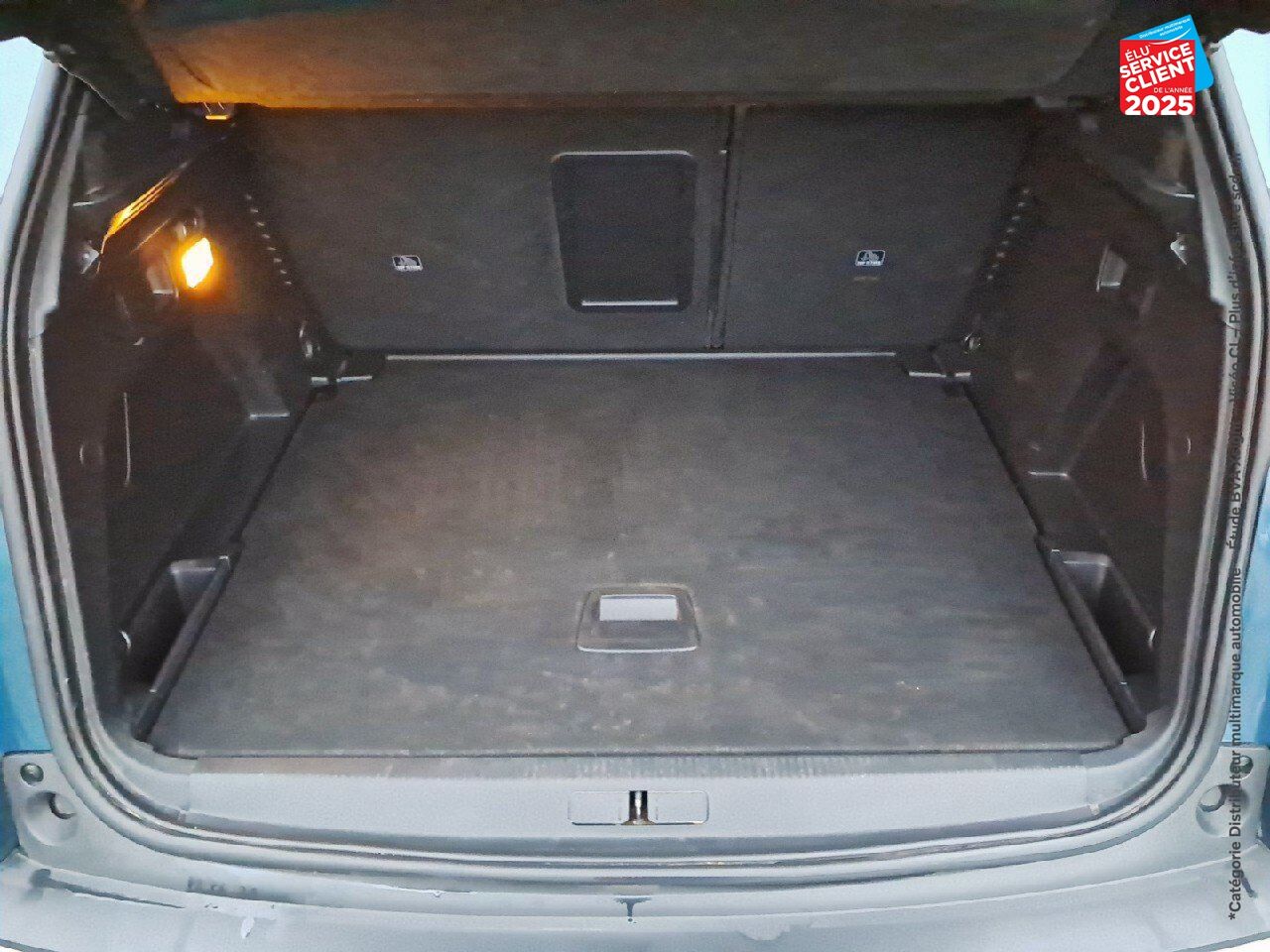 Véhicule d'occasion PEUGEOT 3008 1.2 PURETECH 130CH SS ALLURE PACK EAT8 chez Hyundai Chalons