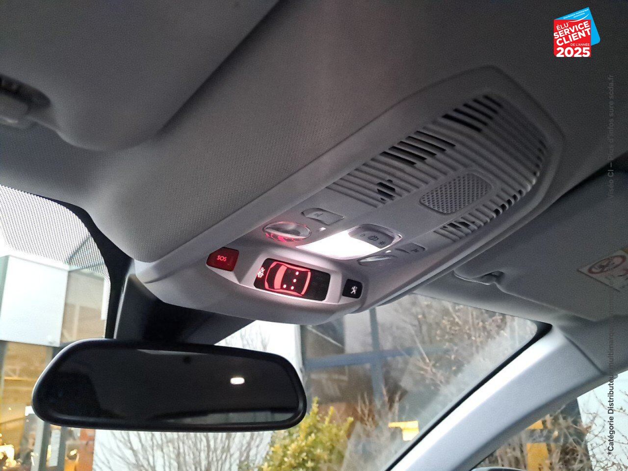 Véhicule d'occasion PEUGEOT 3008 1.2 PURETECH 130CH SS ALLURE PACK EAT8 chez Hyundai Chalons