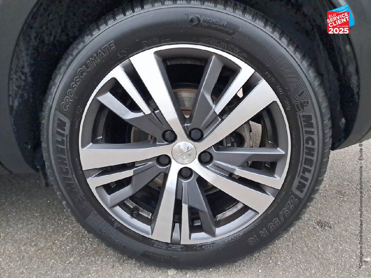 Véhicule d'occasion PEUGEOT 3008 1.2 PURETECH 130CH SS ALLURE PACK EAT8 chez Hyundai Chalons