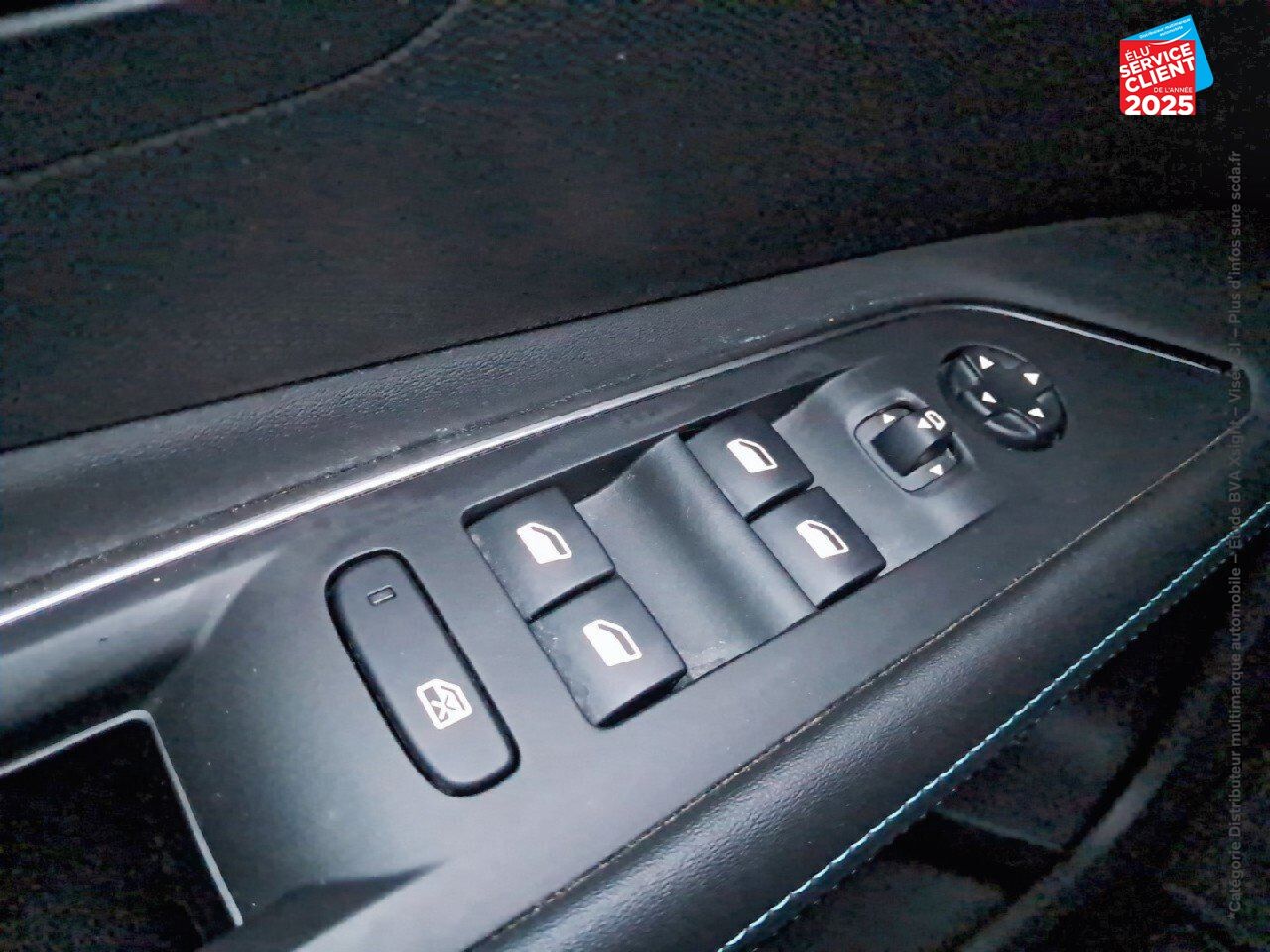Véhicule d'occasion PEUGEOT 3008 1.2 PURETECH 130CH SS ALLURE PACK EAT8 chez Hyundai Chalons