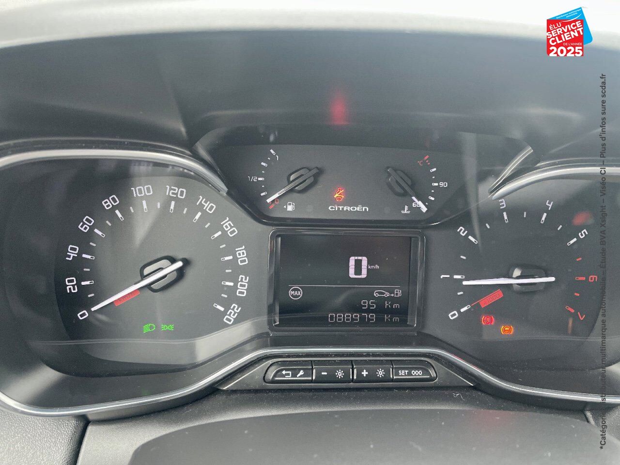 Véhicule d'occasion CITROEN C3 AIRCROSS BLUEHDI 110CH S/S SHINE GPS chez Renault Sélestat