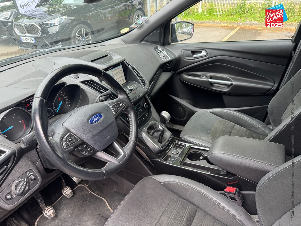 Véhicule d'occasion FORD KUGA 2.0 TDCI 150CH STOPSTART ST-LINE 4X2 chez Renault Sélestat