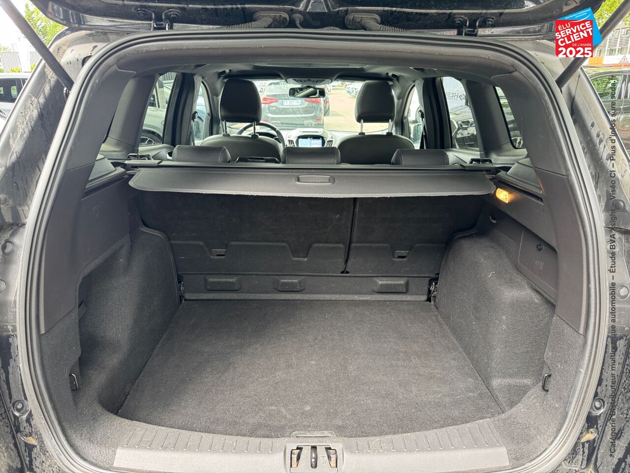 Véhicule d'occasion FORD KUGA 2.0 TDCI 150CH STOPSTART ST-LINE 4X2 chez Renault Sélestat