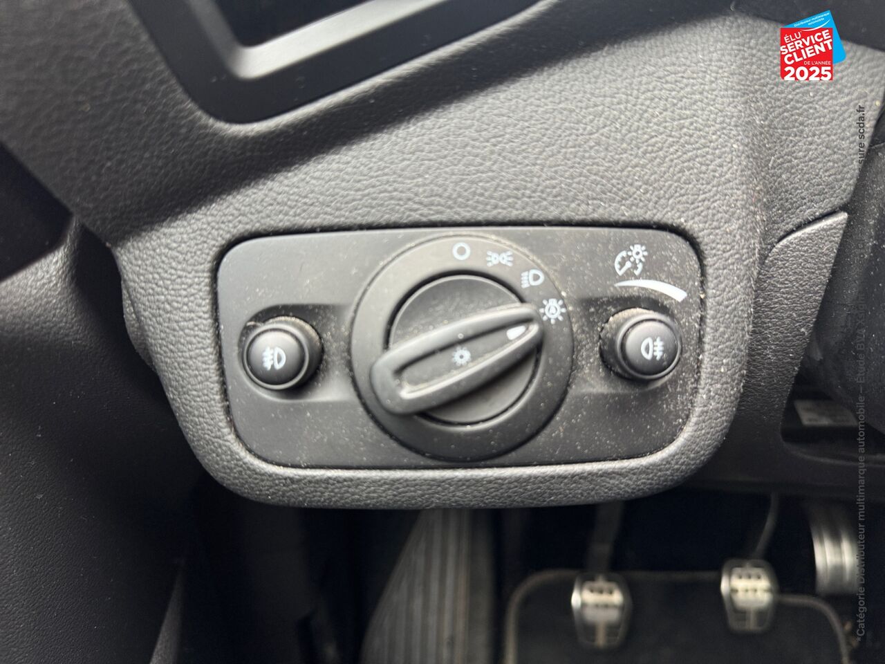Véhicule d'occasion FORD KUGA 2.0 TDCI 150CH STOPSTART ST-LINE 4X2 chez Renault Sélestat