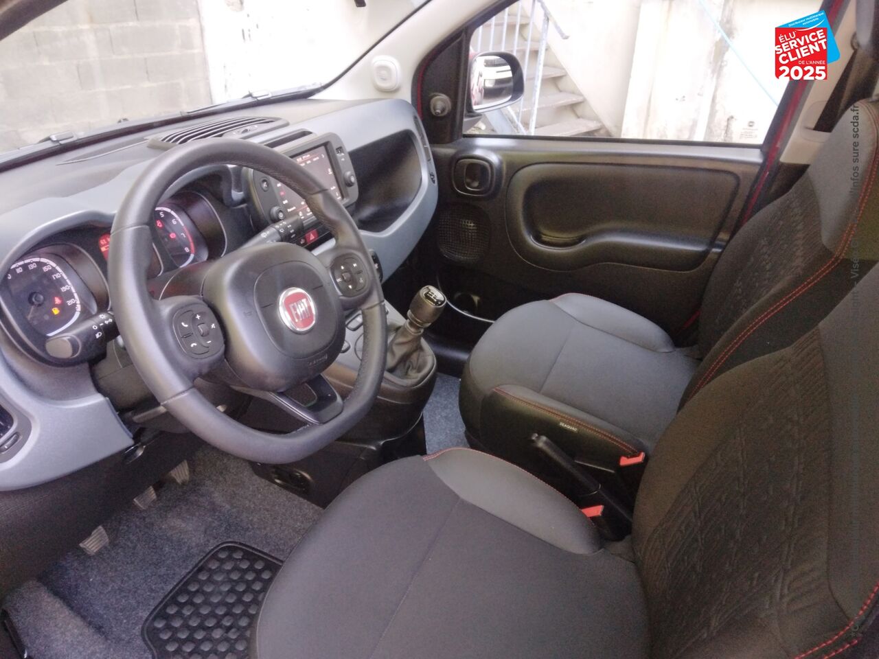 Véhicule d'occasion FIAT PANDA 1.0 70CH BSG S/S RED chez Renault Sélestat