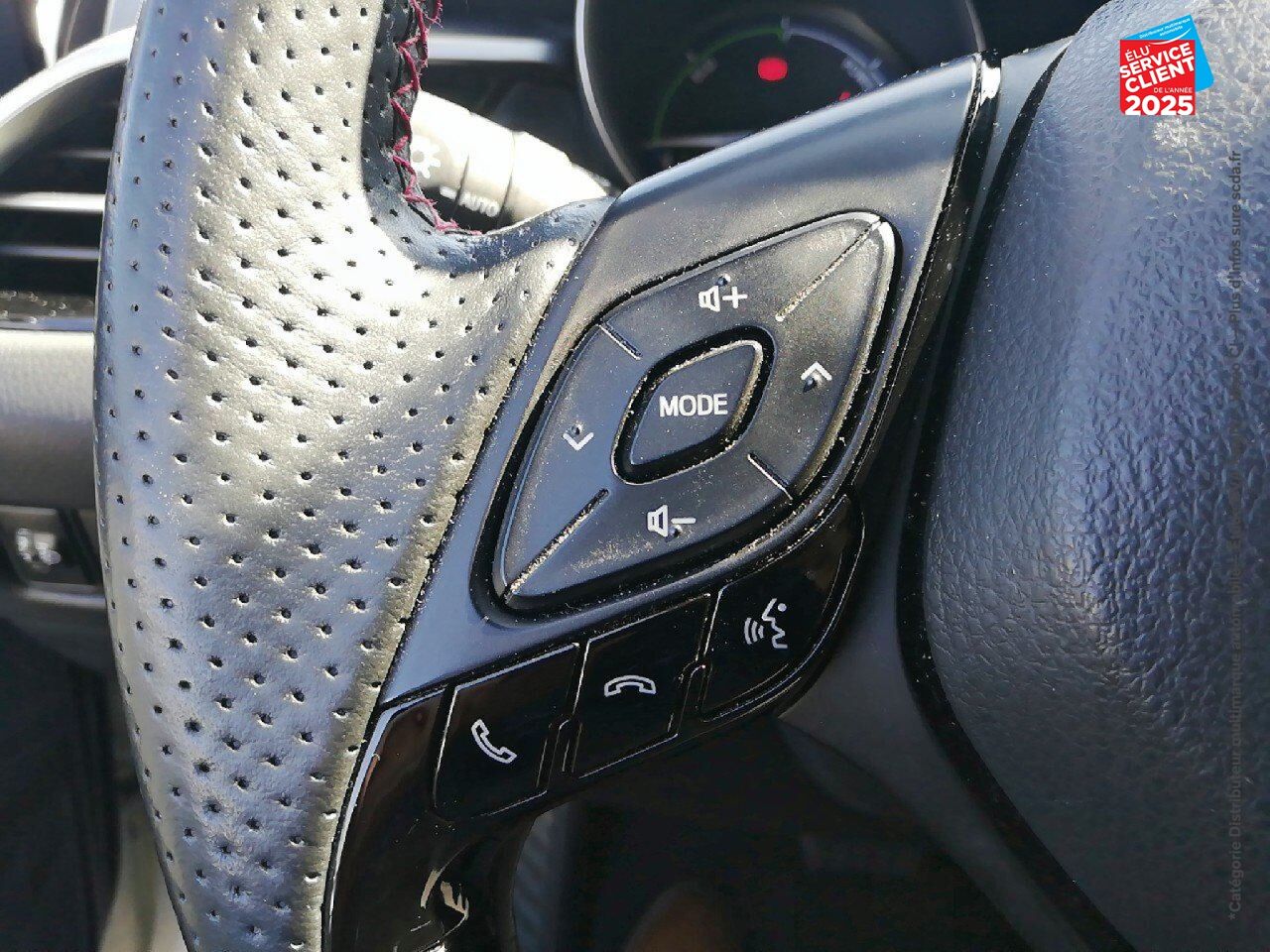 Véhicule d'occasion TOYOTA C-HR 184H GR-SPORT 2WD E-CVT MY22 chez Toyota Thionville
