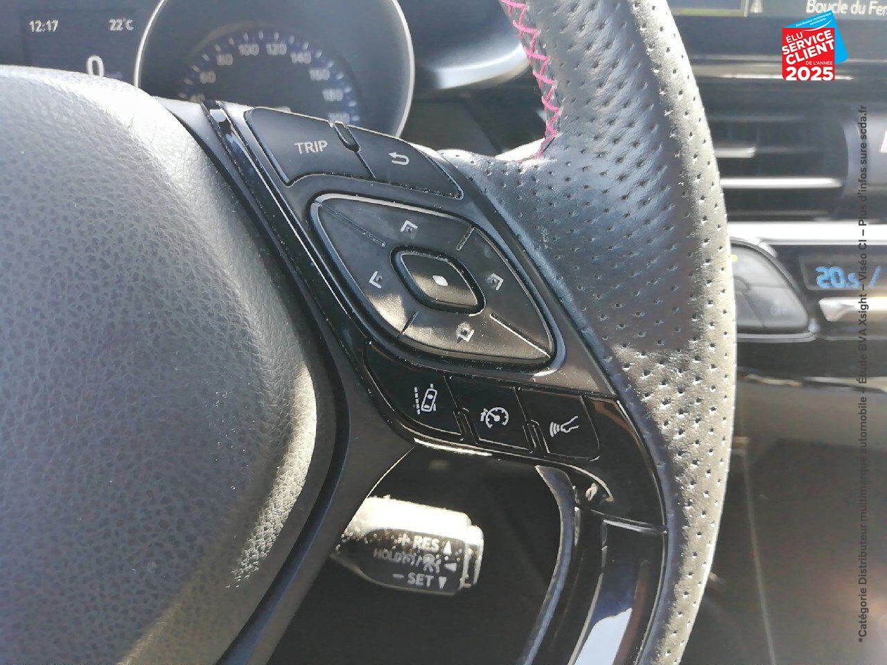 Véhicule d'occasion TOYOTA C-HR 184H GR-SPORT 2WD E-CVT MY22 chez Toyota Thionville