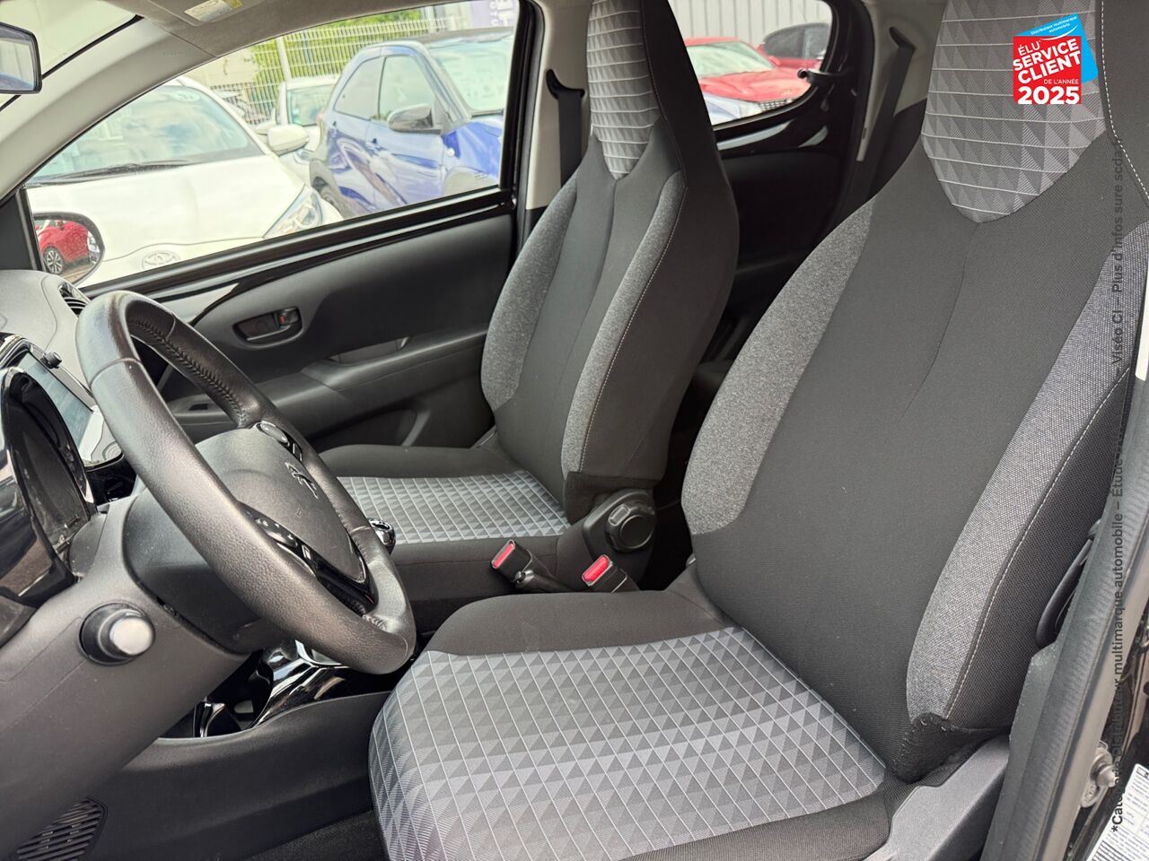 Véhicule d'occasion PEUGEOT 108 VTI 72 STYLE SS 4CV 5P chez Renault Saint-Louis