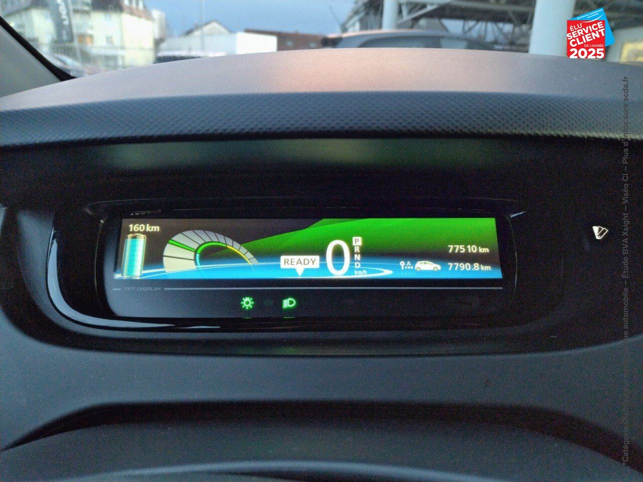Véhicule d'occasion RENAULT ZOE STAR WARS CHARGE NORMALE R90 GPS CAMERA BOSE chez Toyota Saint Dizier