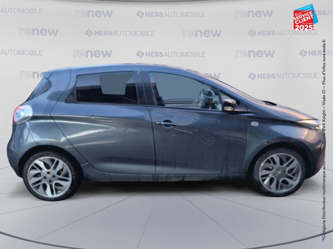 Véhicule d'occasion RENAULT ZOE STAR WARS CHARGE NORMALE R90 GPS CAMERA BOSE chez Toyota Saint Dizier