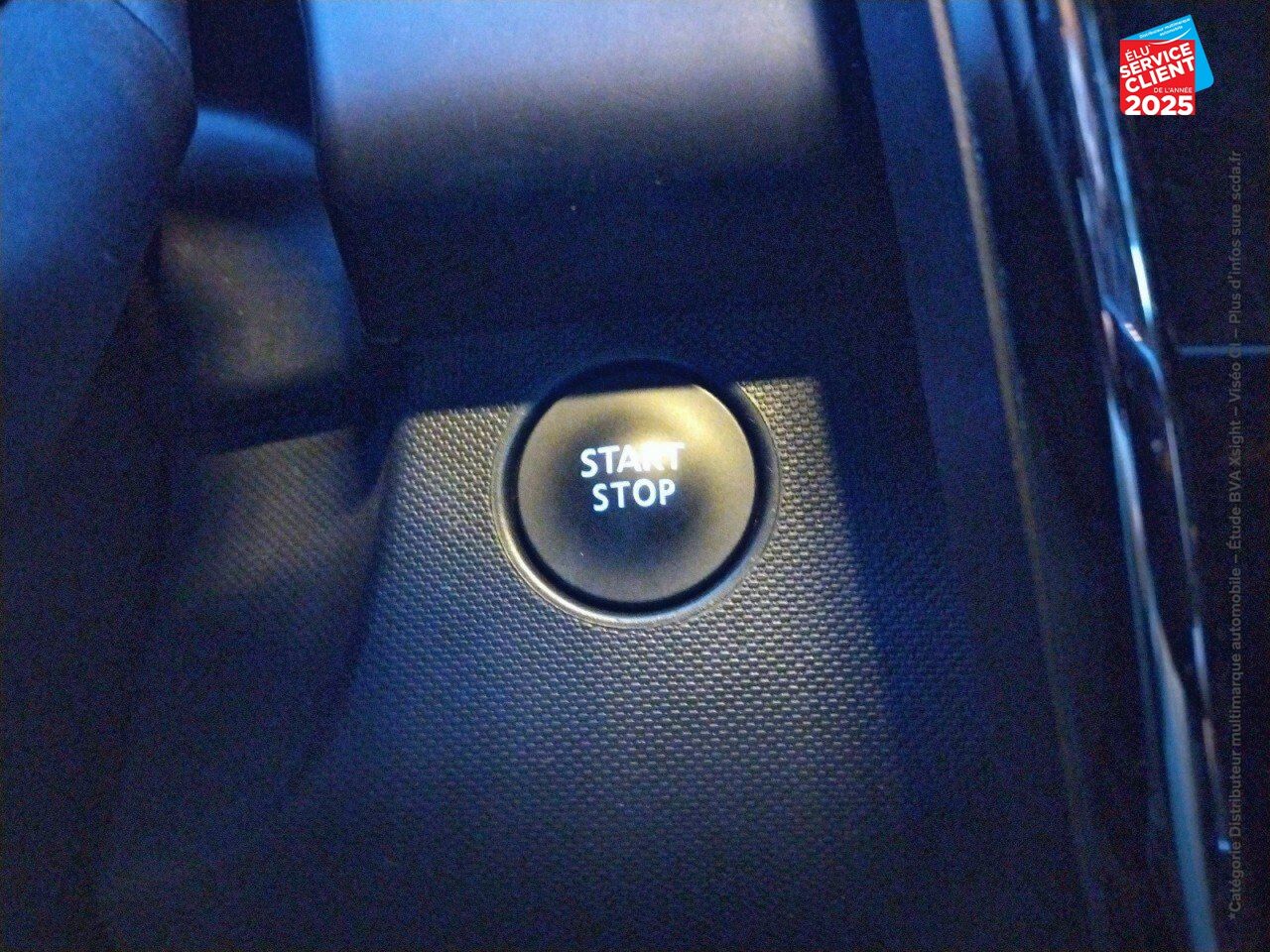 Véhicule d'occasion RENAULT ZOE STAR WARS CHARGE NORMALE R90 GPS CAMERA BOSE chez Toyota Saint Dizier