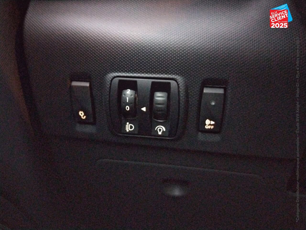 Véhicule d'occasion RENAULT ZOE STAR WARS CHARGE NORMALE R90 GPS CAMERA BOSE chez Toyota Saint Dizier