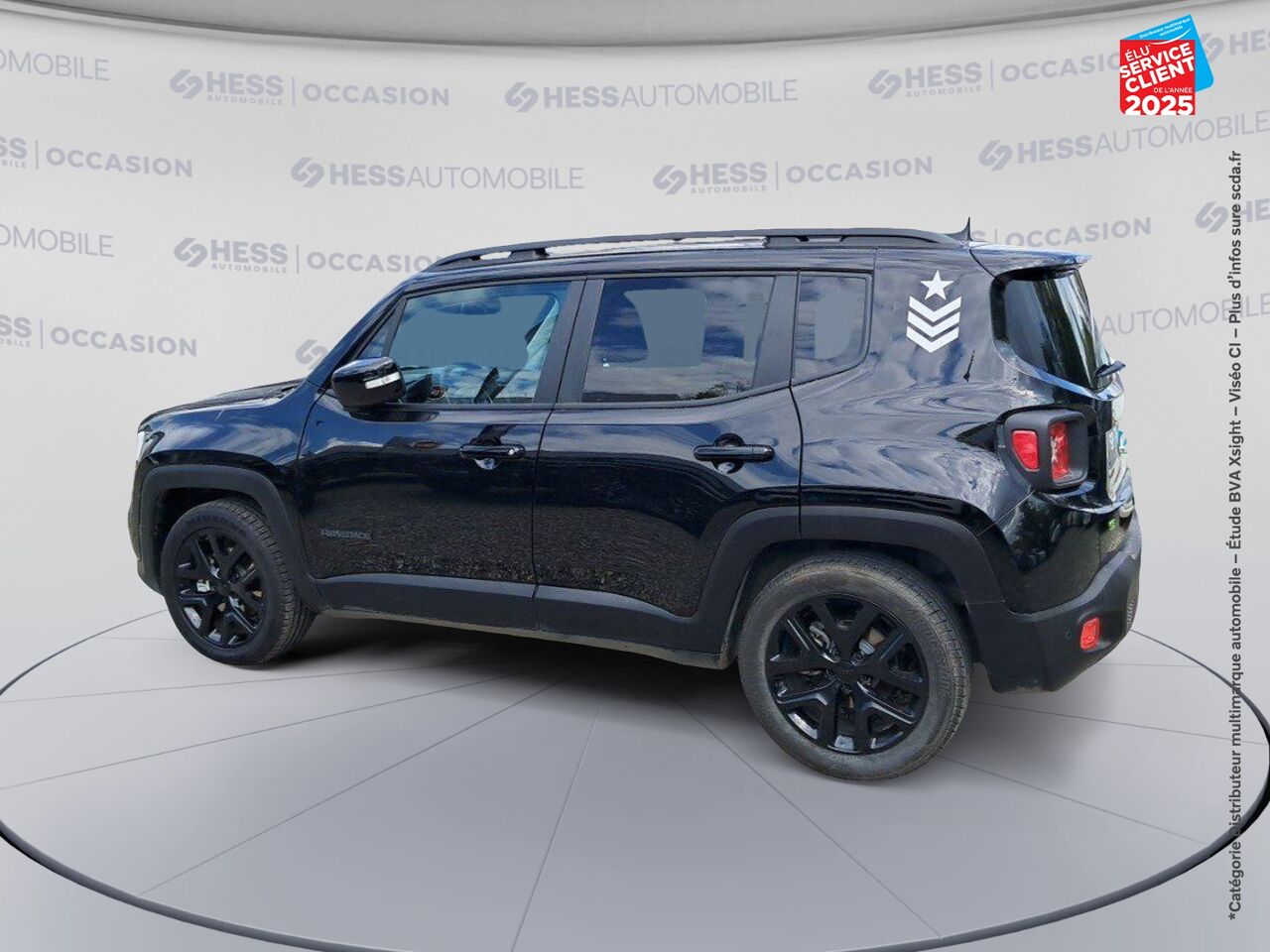 Véhicule d'occasion JEEP RENEGADE 1.5 TURBO T4 130CH MHEV NIGHT EAGLE BVR7 MY22 GPS chez Toyota Thionville