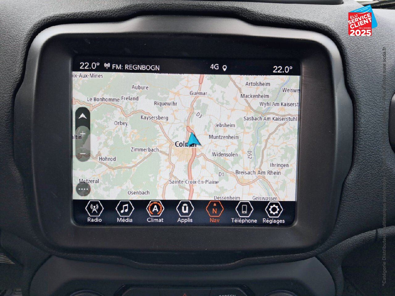 Véhicule d'occasion JEEP RENEGADE 1.5 TURBO T4 130CH MHEV NIGHT EAGLE BVR7 MY22 GPS chez Toyota Thionville