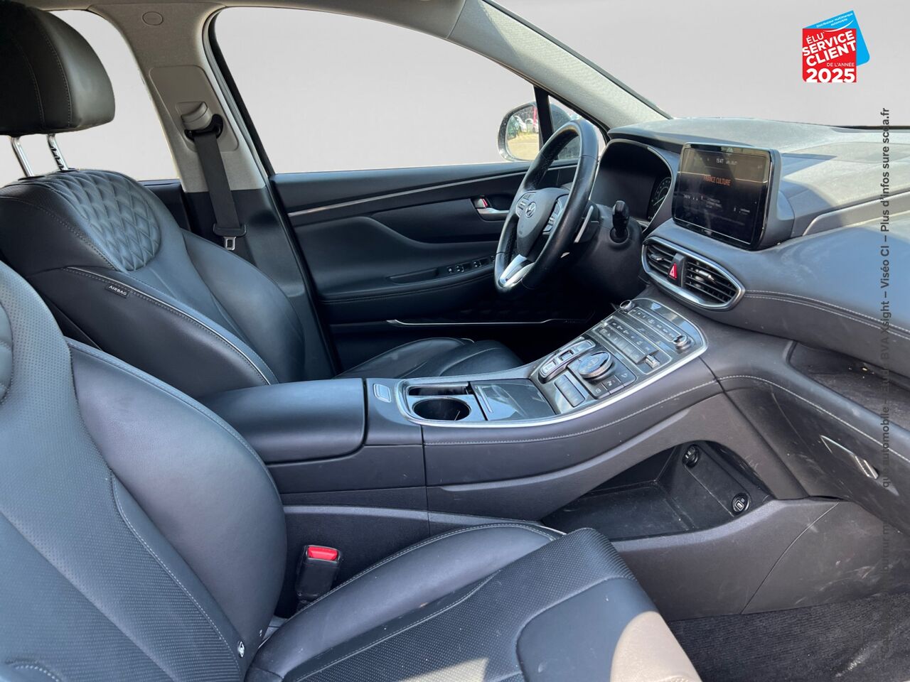 Véhicule d'occasion HYUNDAI SANTA FE 1.6 T-GDI 265CH PLUG-IN EXECUTIVE BVA6 HTRAC TOUVRANT SIEGES CHAUF/VENTIL/CUIR GPS CAMERA chez Hyundai Reims