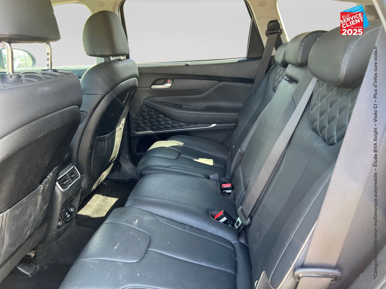Véhicule d'occasion HYUNDAI SANTA FE 1.6 T-GDI 265CH PLUG-IN EXECUTIVE BVA6 HTRAC TOUVRANT SIEGES CHAUF/VENTIL/CUIR GPS CAMERA chez Hyundai Reims