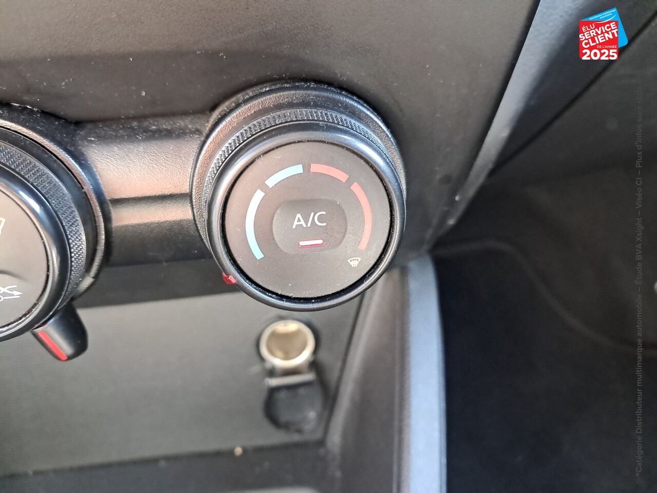 Véhicule d'occasion DACIA DUSTER 1.0 TCE 100CH ESSENTIEL 4X2 - 19 chez Dacia Belfort