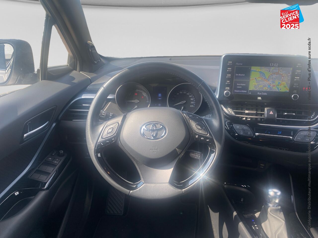 Véhicule d'occasion TOYOTA C-HR 184H COLLECTION 2WD E-CVT MY20 chez Toyota Thionville