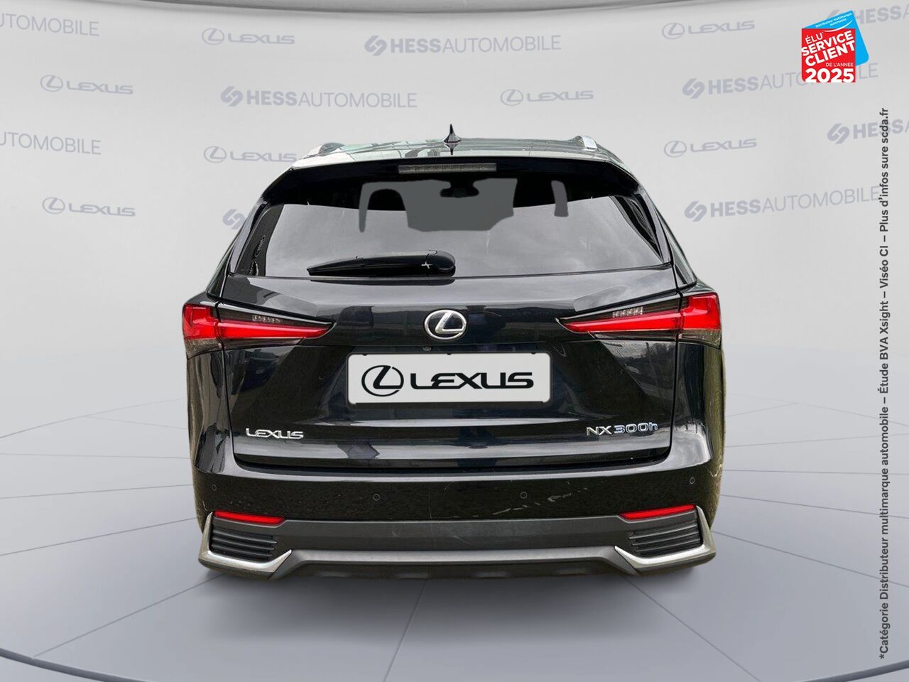 Véhicule d'occasion LEXUS NX 300H 4WD LUXE MY20 SIEGES CHAUF/CUIR GPS CAMERA CARPLAY chez Toyota Sarreguemines