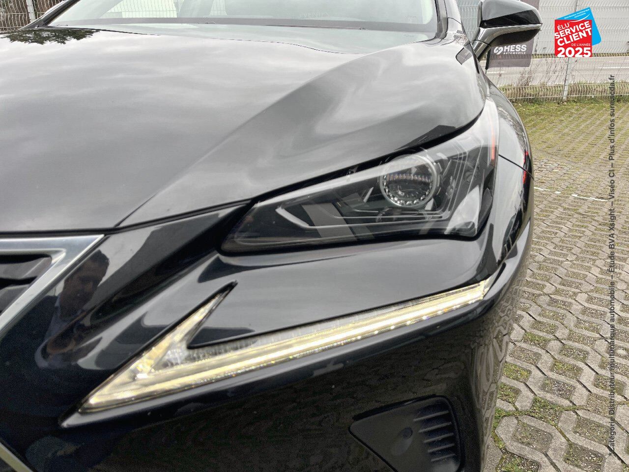 Véhicule d'occasion LEXUS NX 300H 4WD LUXE MY20 SIEGES CHAUF/CUIR GPS CAMERA CARPLAY chez Toyota Sarreguemines