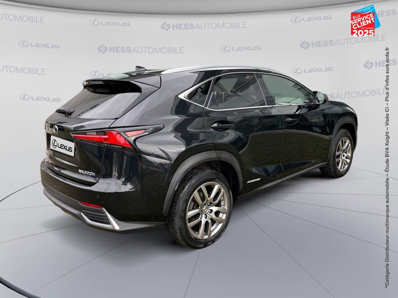 Véhicule d'occasion LEXUS NX 300H 4WD LUXE MY20 SIEGES CHAUF/CUIR GPS CAMERA CARPLAY chez Toyota Sarreguemines