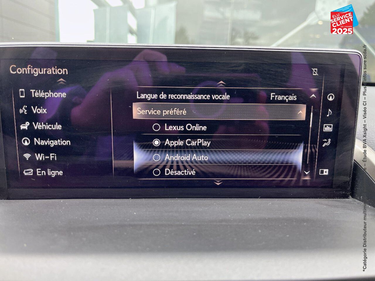 Véhicule d'occasion LEXUS NX 300H 4WD LUXE MY20 SIEGES CHAUF/CUIR GPS CAMERA CARPLAY chez Toyota Sarreguemines