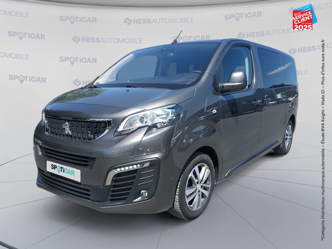 Véhicule d'occasion PEUGEOT TRAVELLER 1.5 BLUEHDI 120CH SS STANDARD ACTIVE 8 PLACES chez Renault Saint-Louis