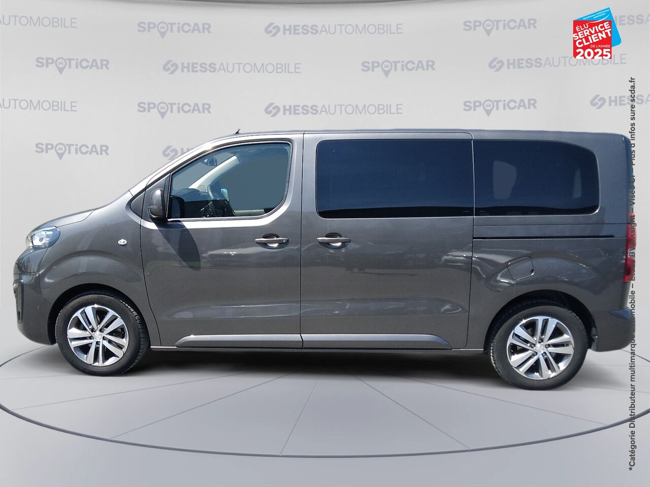 Véhicule d'occasion PEUGEOT TRAVELLER 1.5 BLUEHDI 120CH SS STANDARD ACTIVE 8 PLACES chez Renault Saint-Louis