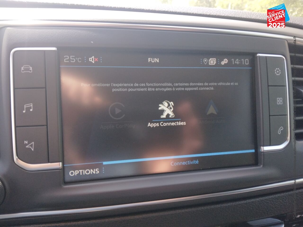 Véhicule d'occasion PEUGEOT TRAVELLER 1.5 BLUEHDI 120CH SS STANDARD ACTIVE 8 PLACES chez Renault Saint-Louis