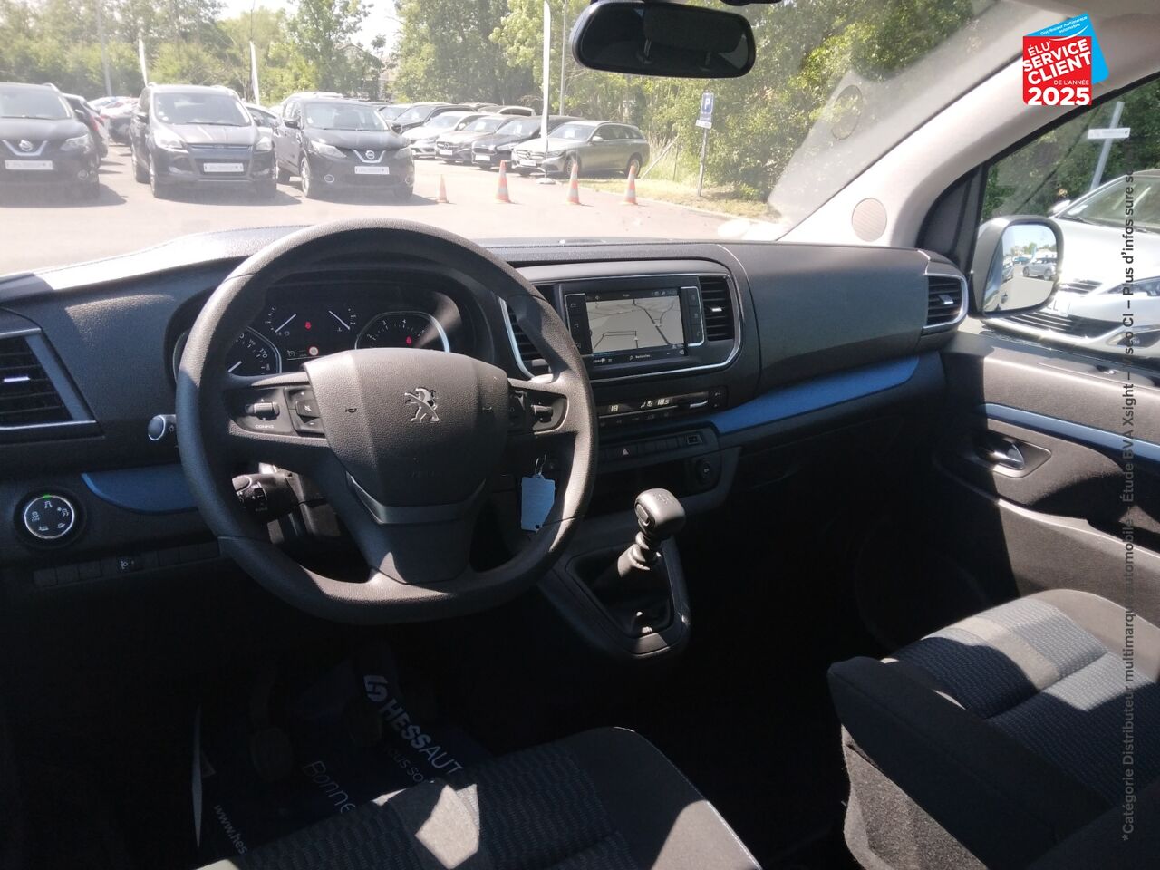 Véhicule d'occasion PEUGEOT TRAVELLER 1.5 BLUEHDI 120CH SS STANDARD ACTIVE 8 PLACES chez Renault Saint-Louis