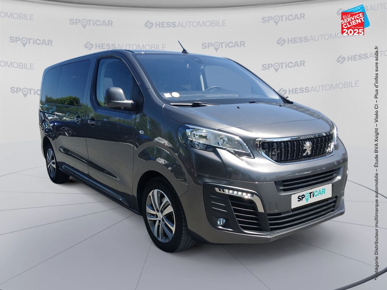 Véhicule d'occasion PEUGEOT TRAVELLER 1.5 BLUEHDI 120CH SS STANDARD ACTIVE 8 PLACES chez Renault Saint-Louis